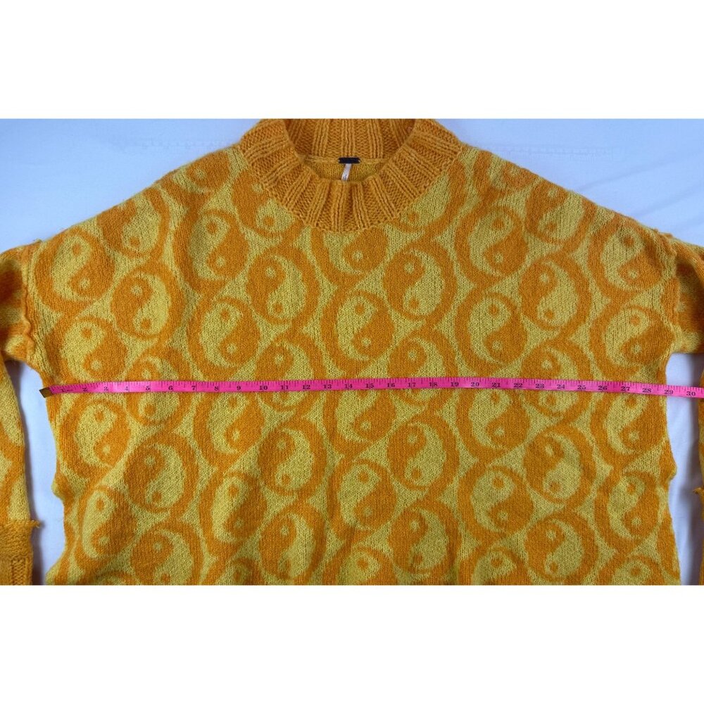 Free People Persone libere Yin-Yang Mock Neck Jumper Size Small - Picture 9 of 10